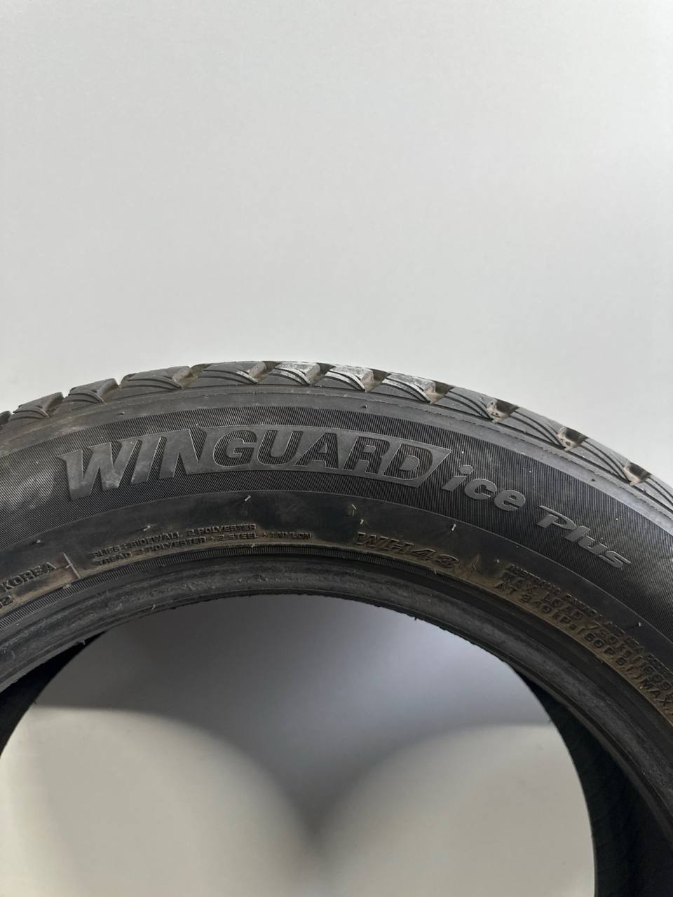 Шини Nexen WinGuard ice Plus 215/55R16 97T