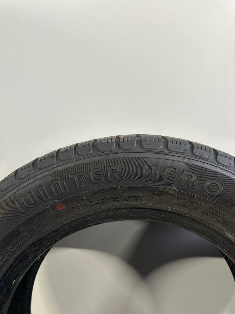 Шини Infinity Winter-hero 049 165/70R14 81T