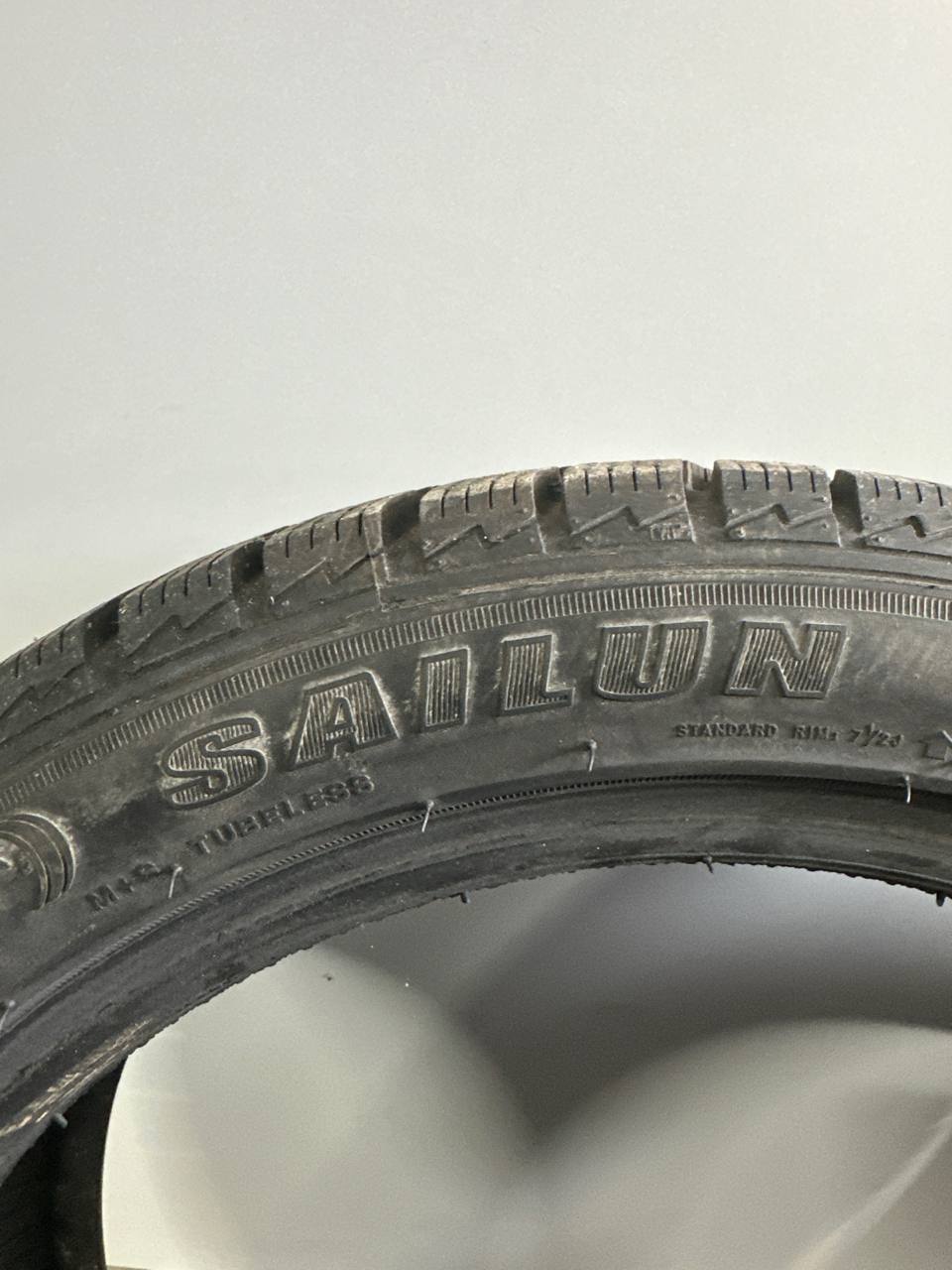 Шини Sailun Ice blazer wsl 2 225/45R17 94H
