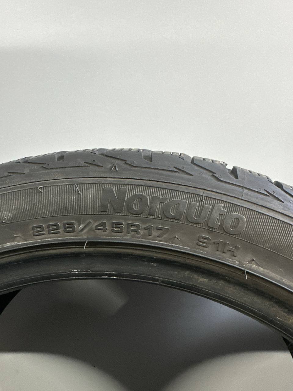 Шини Norauto Wintersys 225/45R17 91H