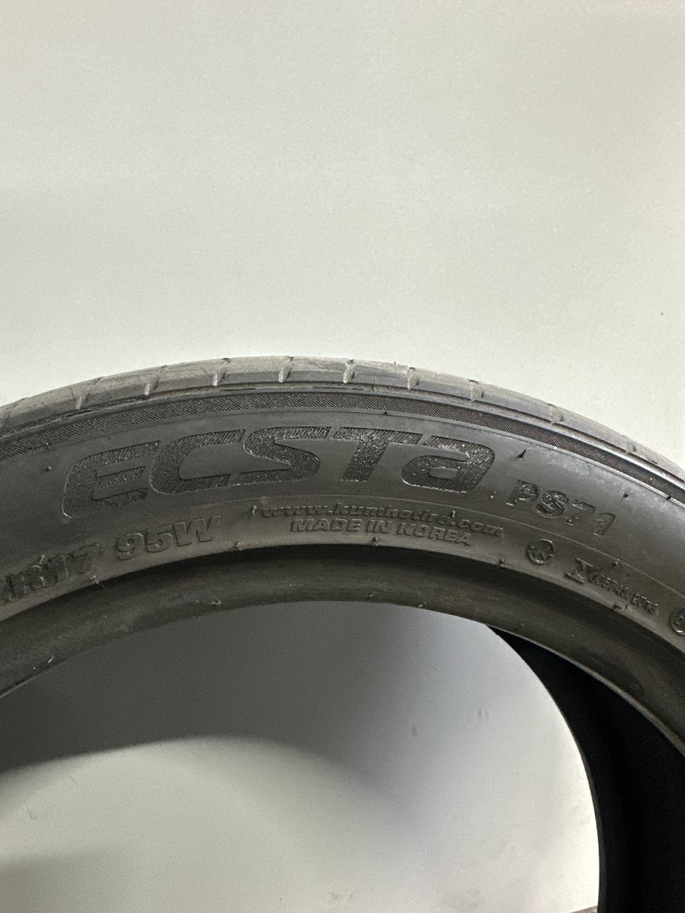 Шини Kumho Ecsta PS71 215/50R17 95W