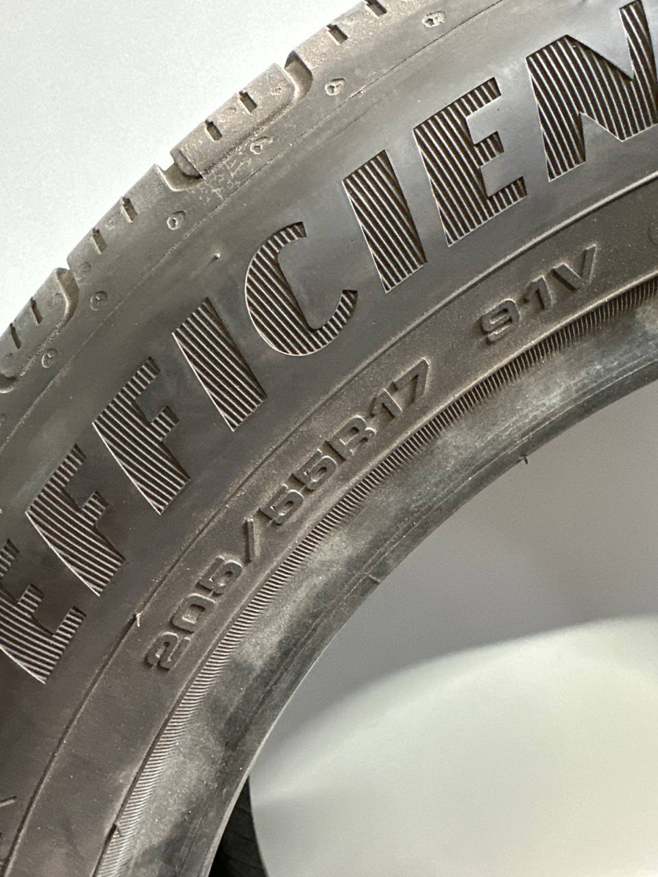Шини Goodyear Efficient Grip perfomance 205/55R17 91V