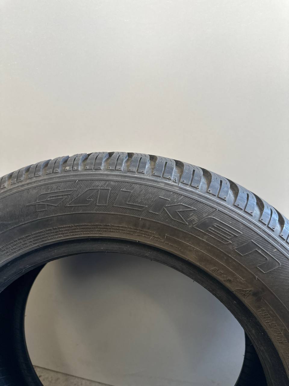 Шини Falken EuroWinter HS01 245/55R17 102V
