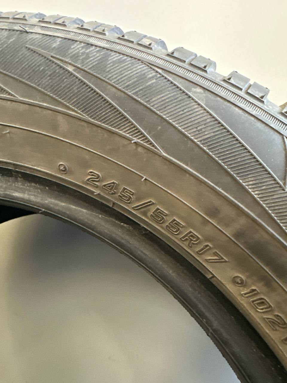 Шини Falken EuroWinter HS01 245/55R17 102V