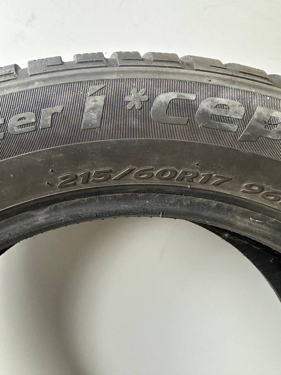 Шини Hankook Winter i*cept evo 2 215/60R17 96H