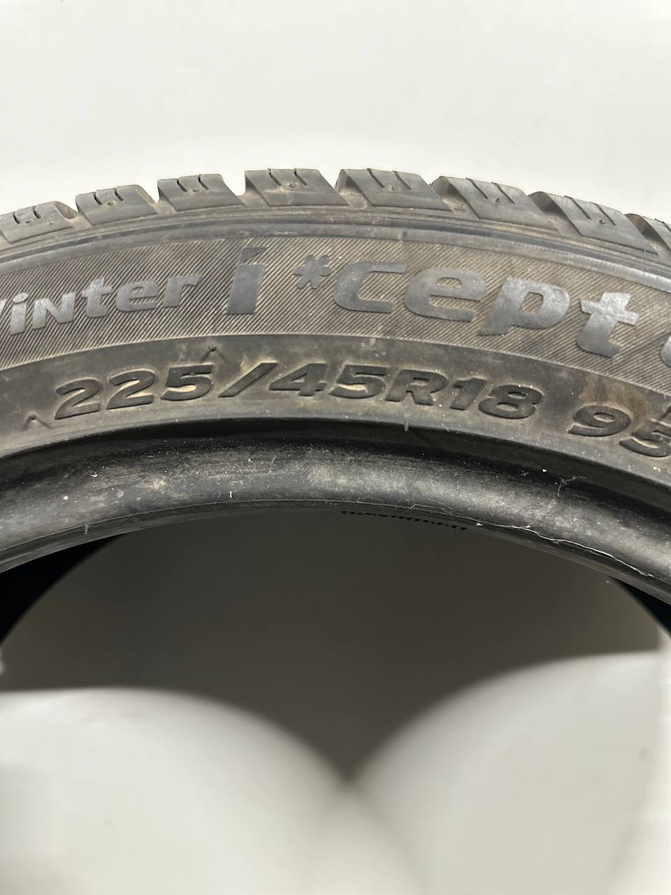 Шини Hankook Winter i*cept evo 2 225/45R18 95V