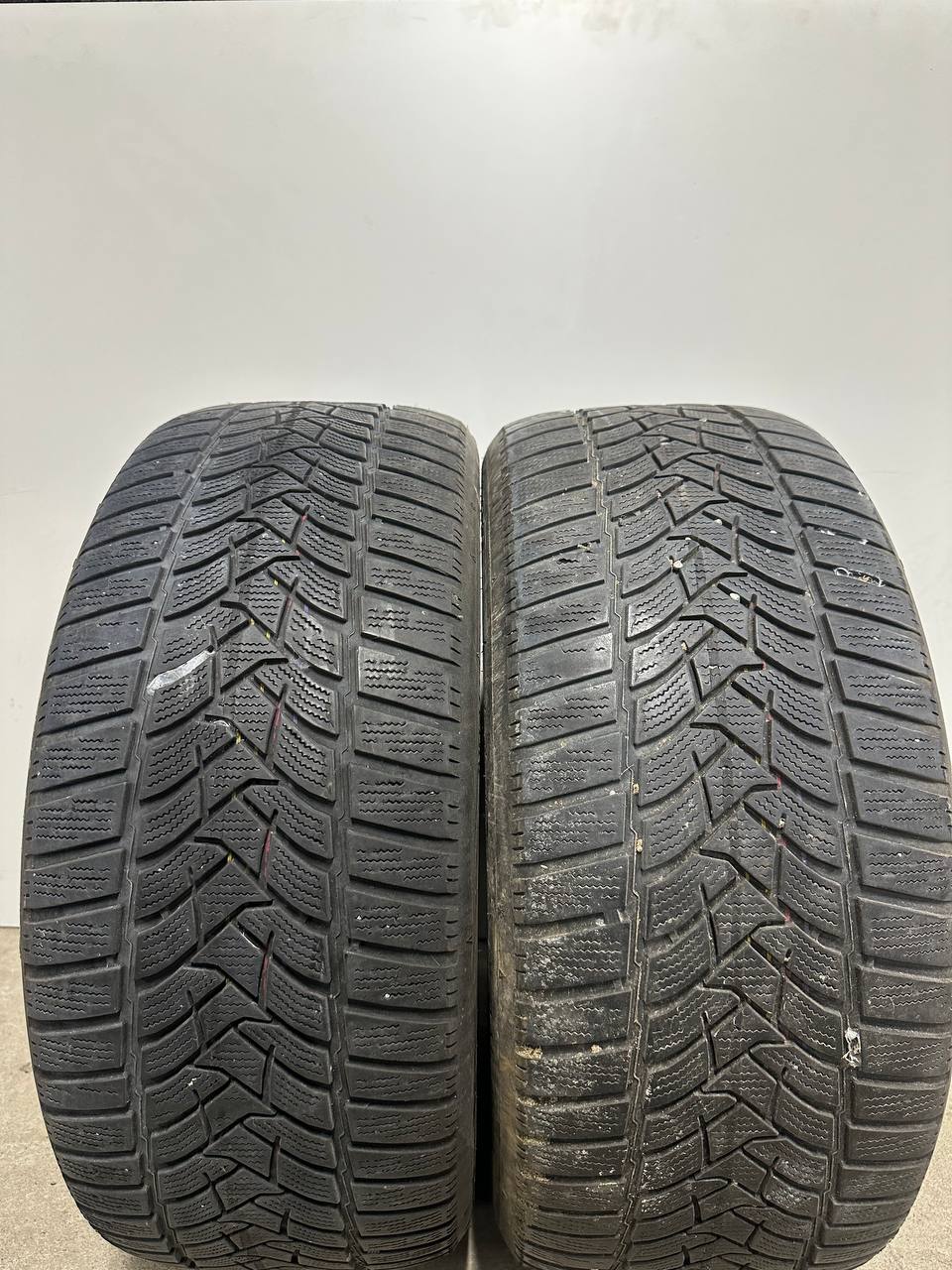 Шини Dunlop Winter sport 5 245/45R18 100V