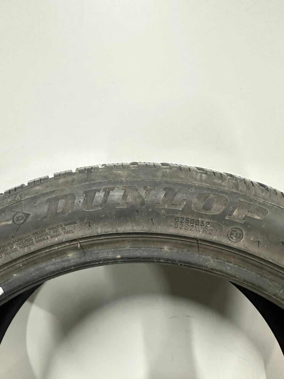 Шини Dunlop Winter sport 5 245/45R18 100V