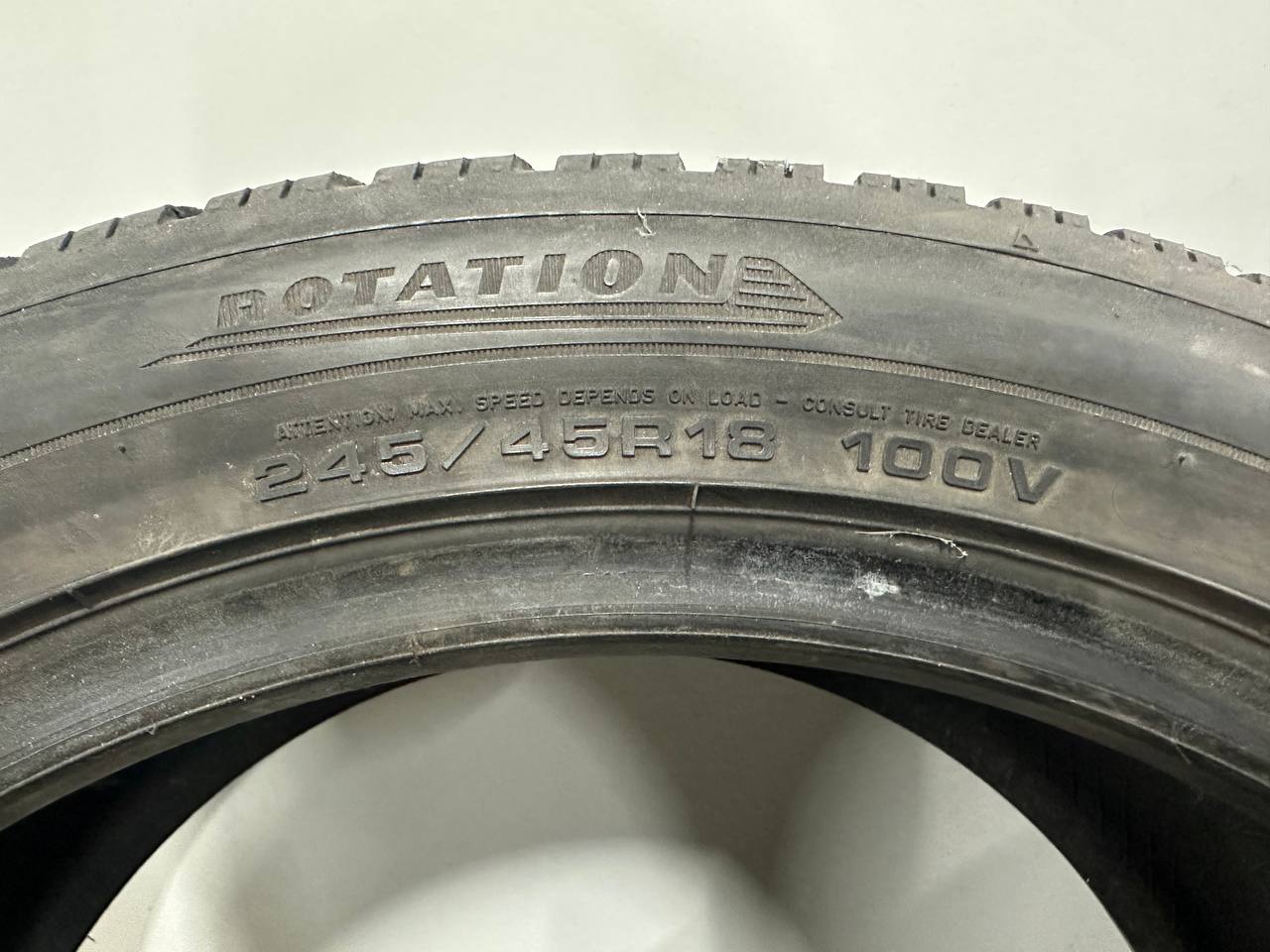 Шини Dunlop Winter sport 5 245/45R18 100V