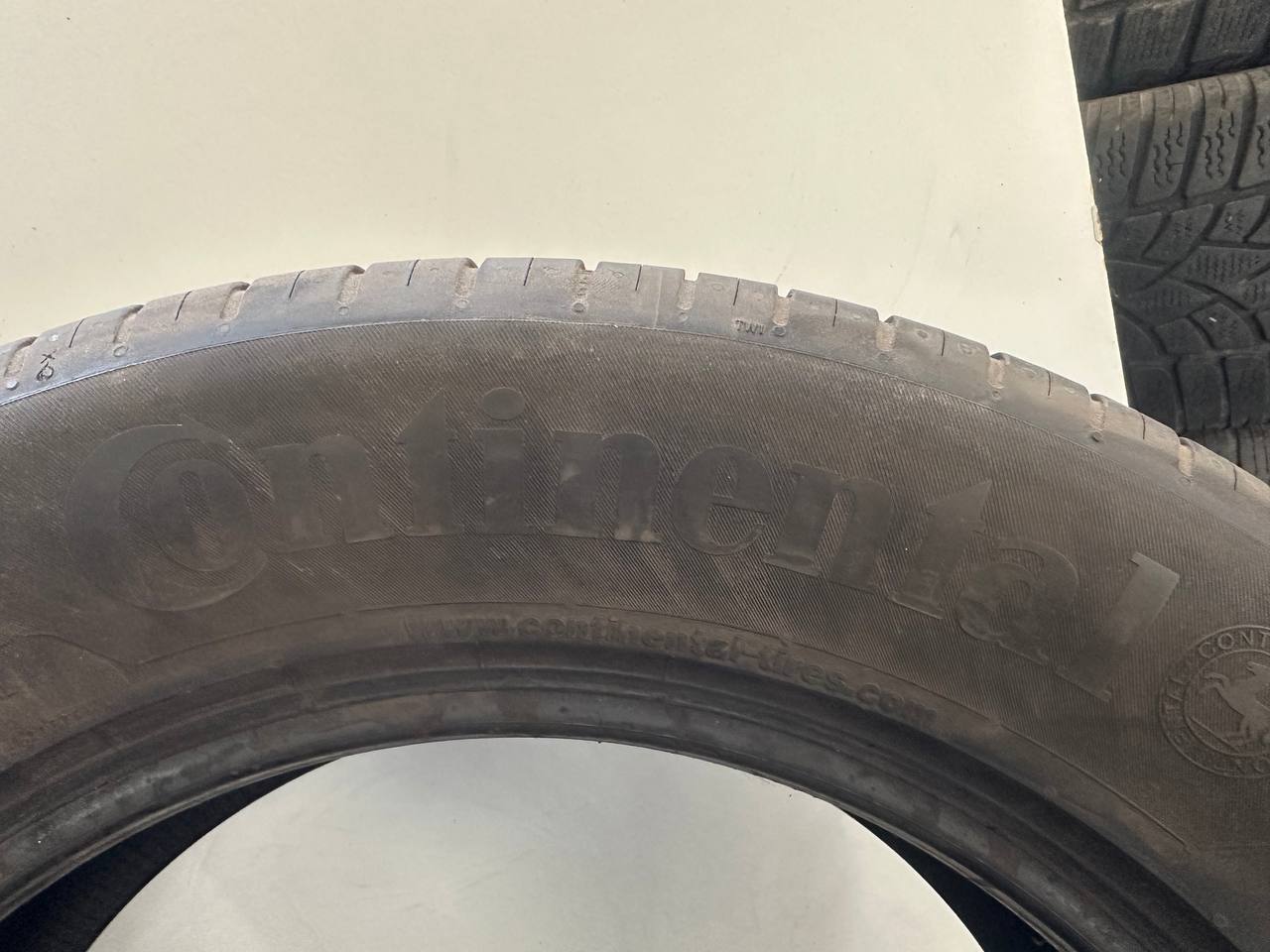 Шини Continental ContiEcoContact 5 235/60R18 103V