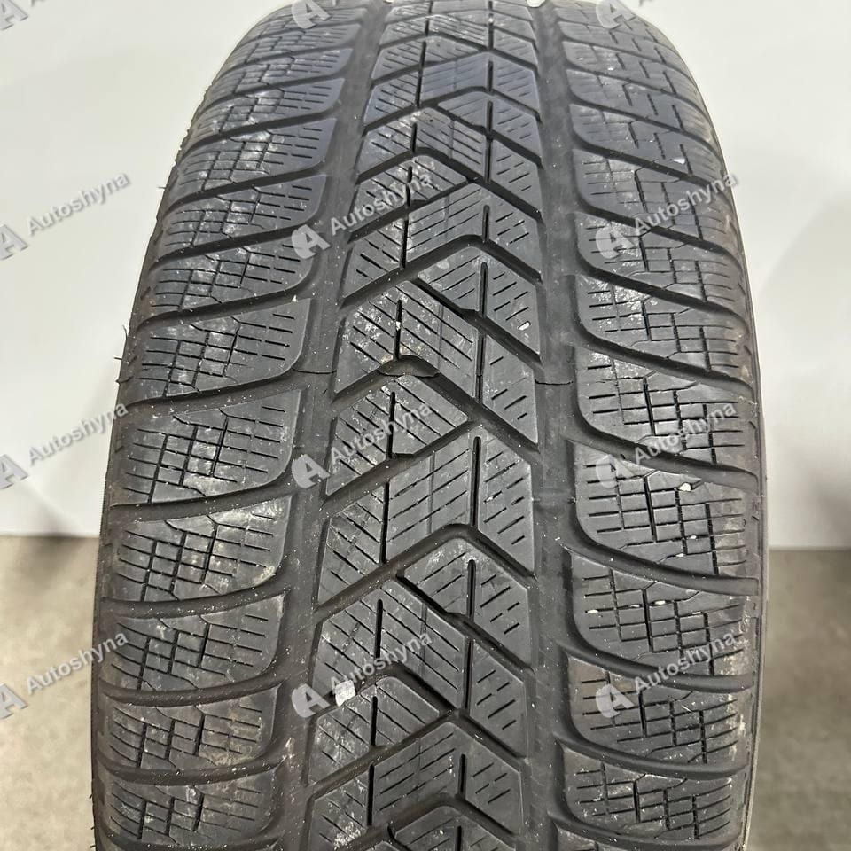 Шини Pirelli Scorpion winter 235/55R18 101V